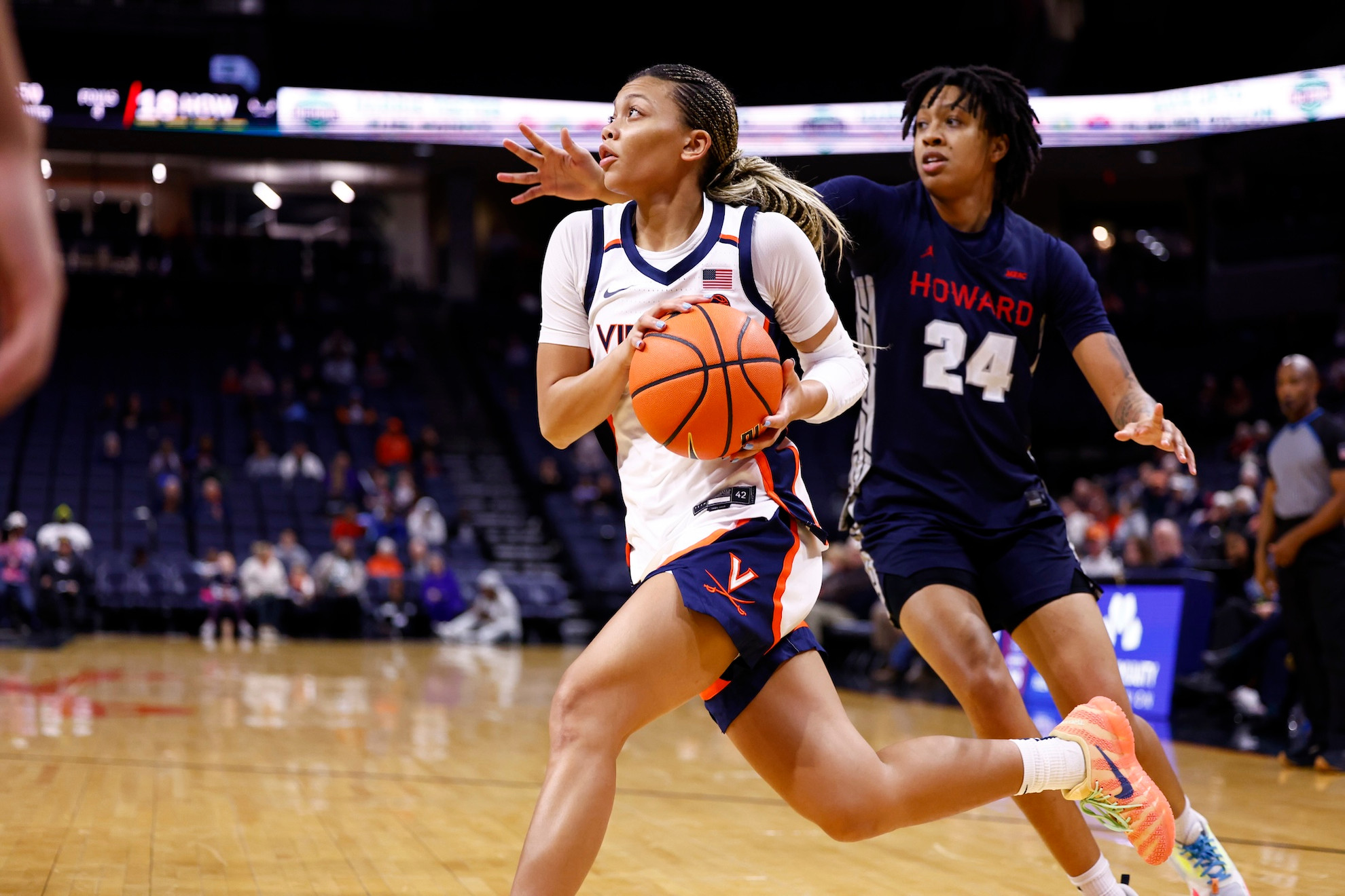 Pioneers Fall in Heartbreaker, 66-64 - University of Denver Athletics, image size:1980x1320