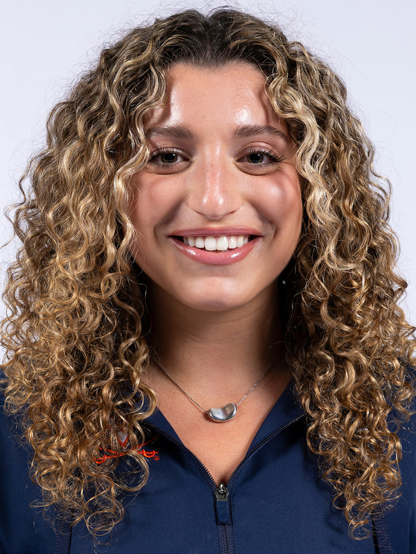 Zoe Skirboll - Swimming & Diving - Virginia Cavaliers Zoe Skirboll - Swimming & Diving - Virginia Cavaliers
