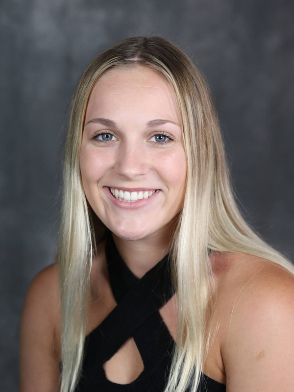 Charlotte Bowen - Swimming & Diving - Virginia Cavaliers Charlotte Bowen - Swimming & Diving - Virginia Cavaliers