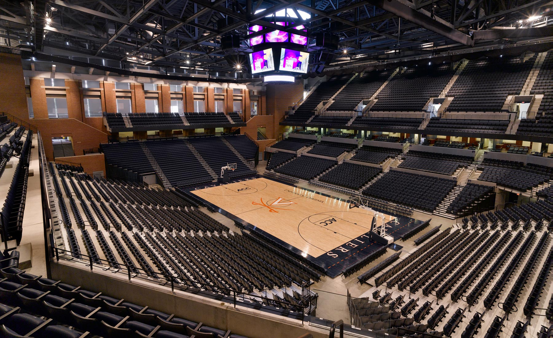 John Paul Jones Arena, Charlottesville
